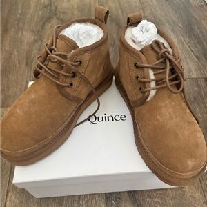 Quince Australian Sharking Chukka Bootie
Size 6